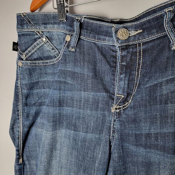 Rock & Republic Kasandra Jeans 12M Bootcut Blue Denim Mid Rise Studded Pockets - Picture 3 of 12